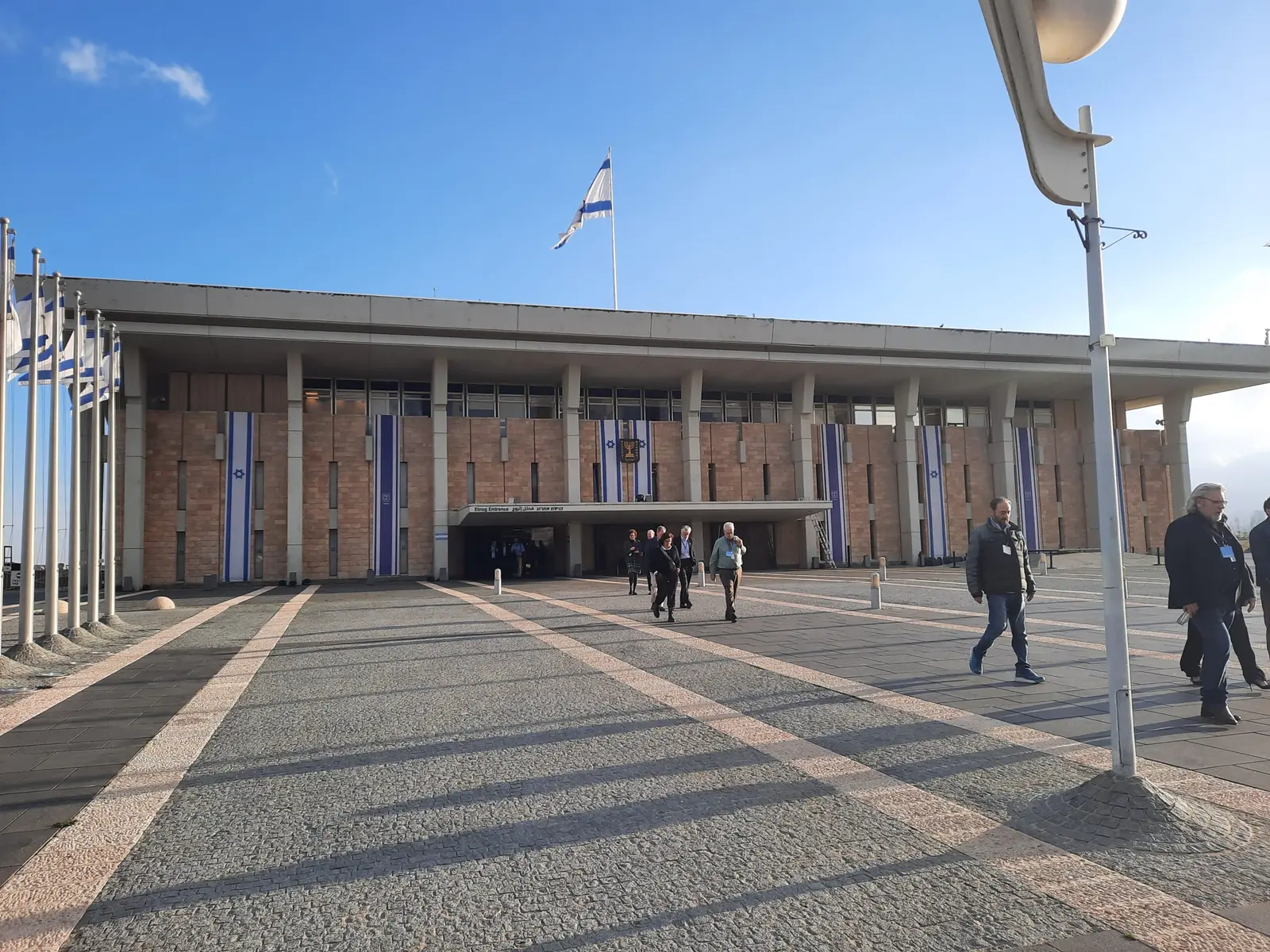 Netanyahu câștigă 53 de mandate, opoziția 48, iar partidele arabe obțin 19 în Knesset