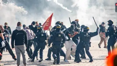 Franța, „bolnavul Europei”: criza economică și tensiunile sociale amenință stabilitatea țării